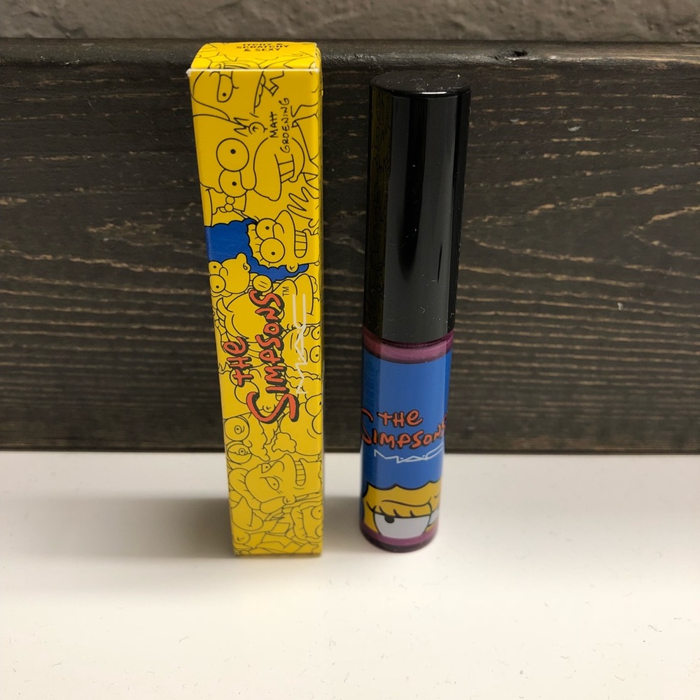 MAC ‘Simpsons’ “Itchy & scratchy & sexy” lipglass